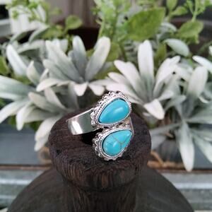 Women's Fashion Unique Cuff Ring Turquoise Stone Silver Tone Size 7.5
